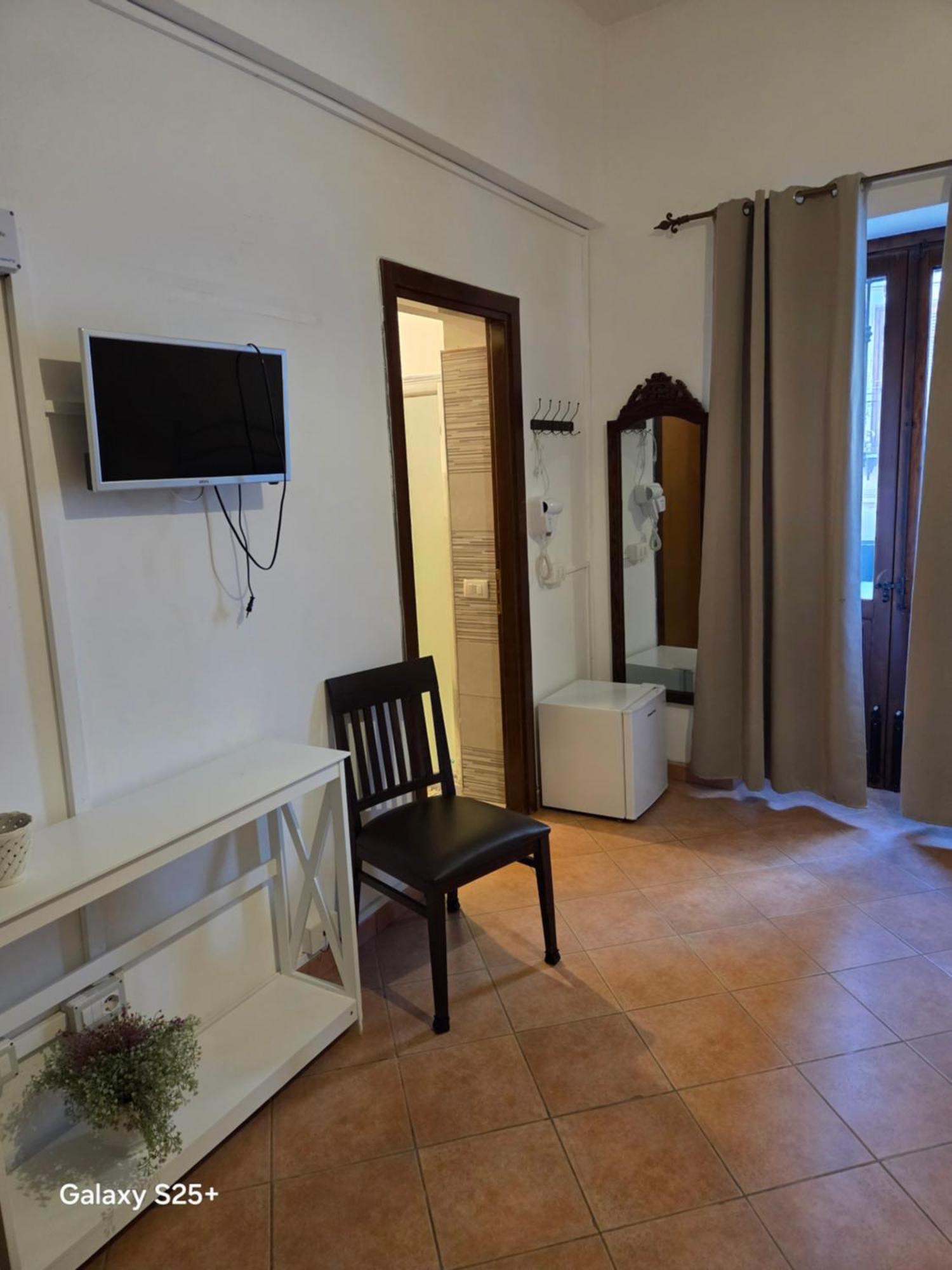 Nostra Casa Bed & Breakfast *